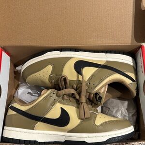 Brand new in box - Nike dunk low in driftwood